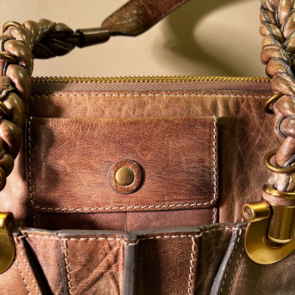 Chloe Heloise Brown Distressed Leather Shoulder Bag with Gold Accents Vintage - Picture 10 of 15